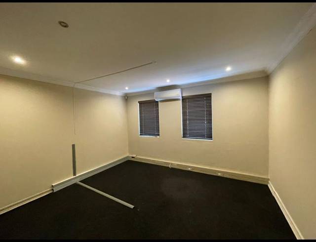 BUSINESS FOR SALE IN DIE HOEWES